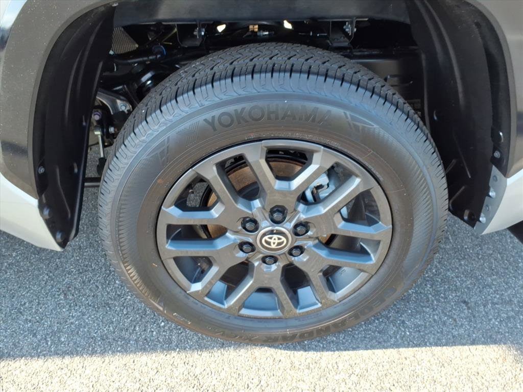 2026 Toyota Tundra Platinum - Photo 8