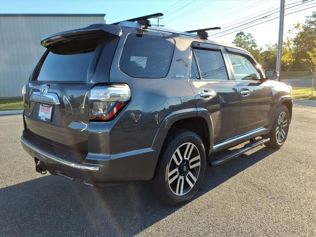 2018 Toyota 4Runner Limited photo 4