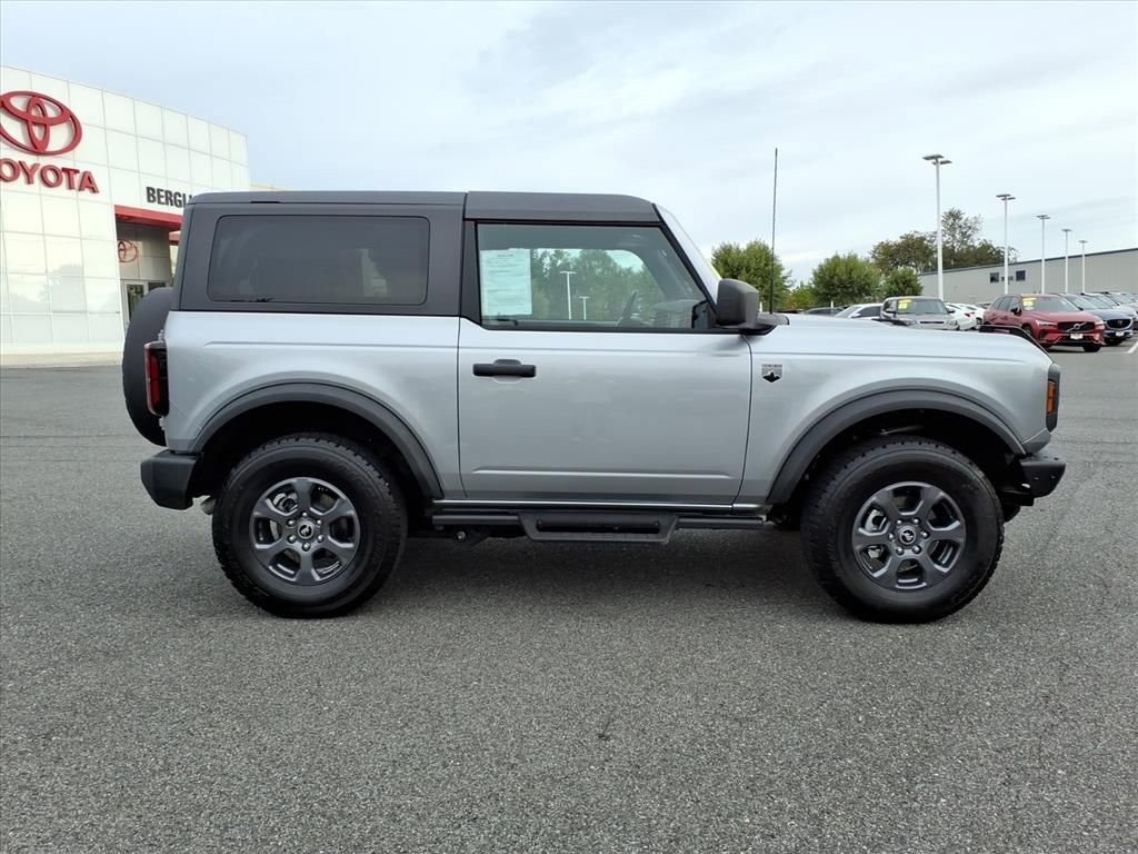 2024 Ford Bronco Big Bend photo 2