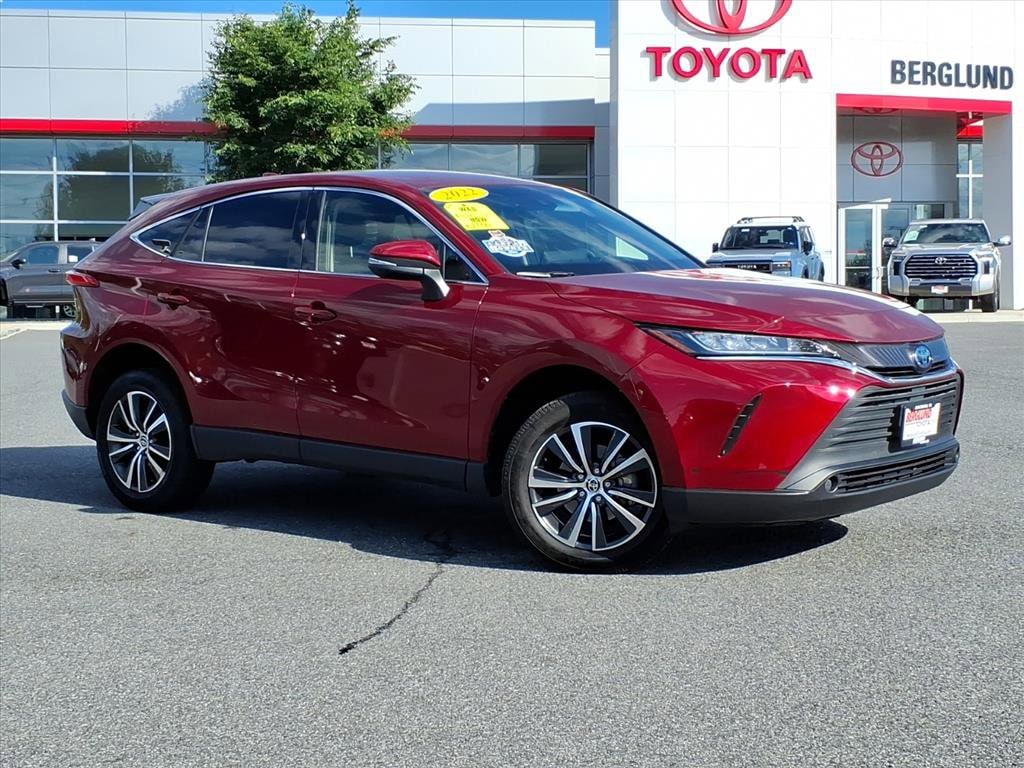 Used 2022 Toyota Venza LE Sport Utility