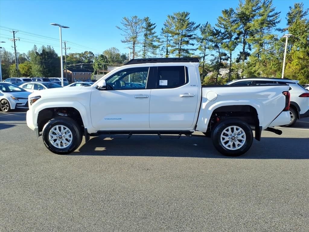 2025 Toyota Tacoma SR5 - Photo 6