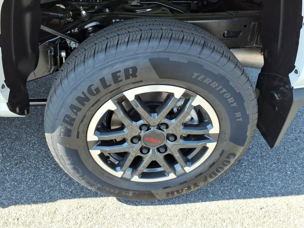 2026 Toyota Tacoma TRD Sport - Photo 8