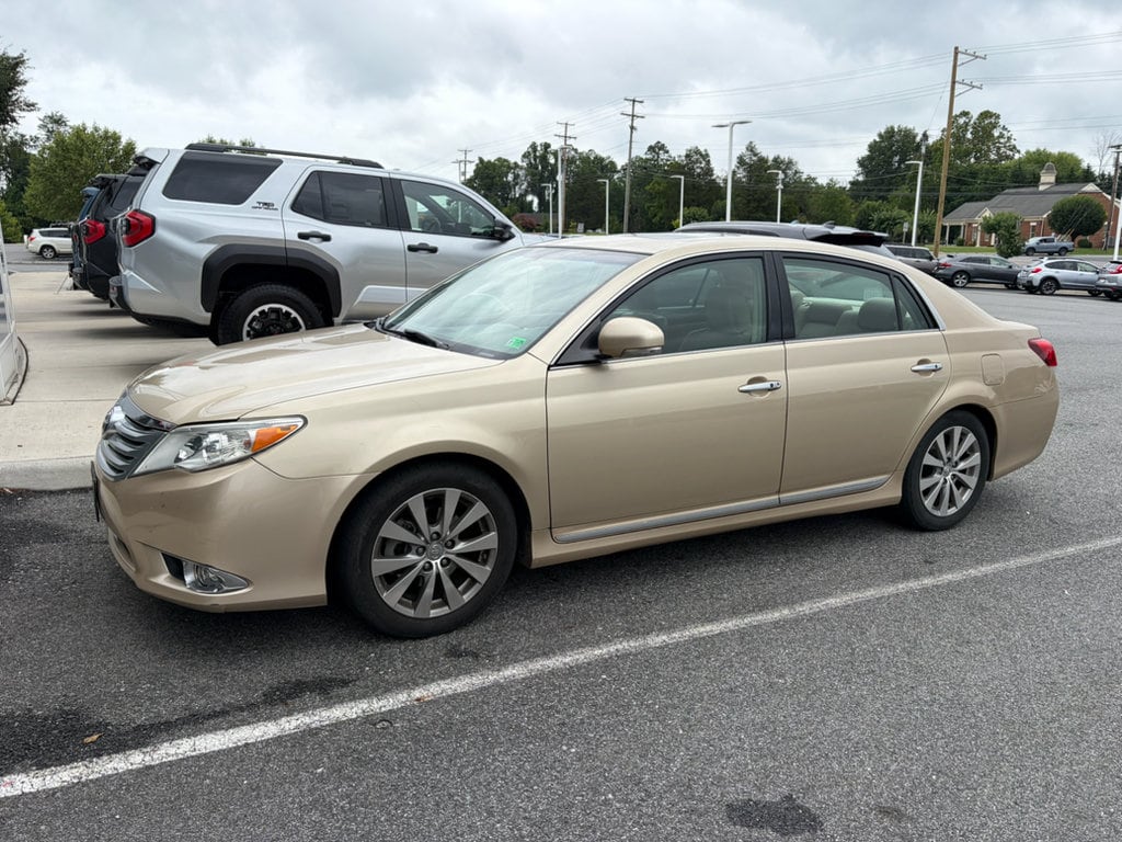 Used 2011 Toyota Avalon Limited Sedan