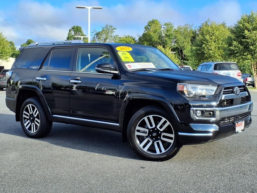 2022 Toyota 4Runner Limited photo 2