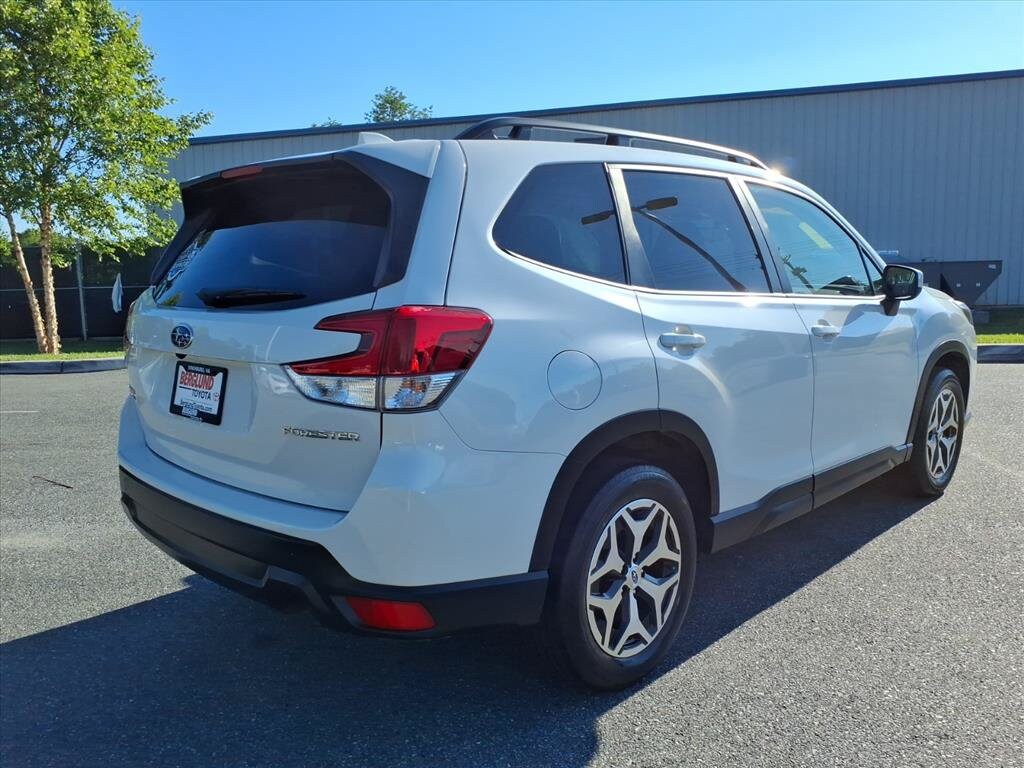 Used 2023 Subaru Forester Premium Sport Utility