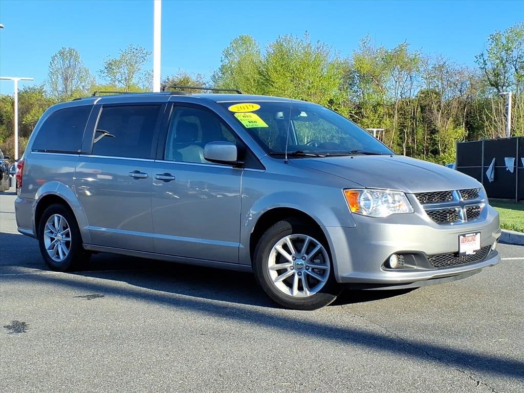 Used 2019 Dodge Grand Caravan SXT with VIN 2C4RDGCG1KR760962 for sale in Lynchburg, VA