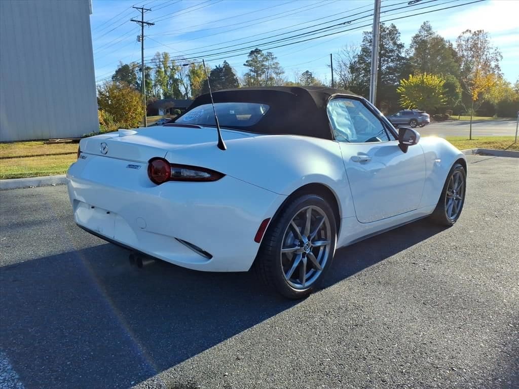 Used 2016 Mazda MX-5 Miata Grand Touring Convertible