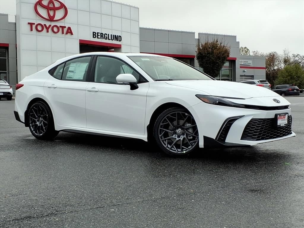New 2026 Toyota Camry SE Sedan