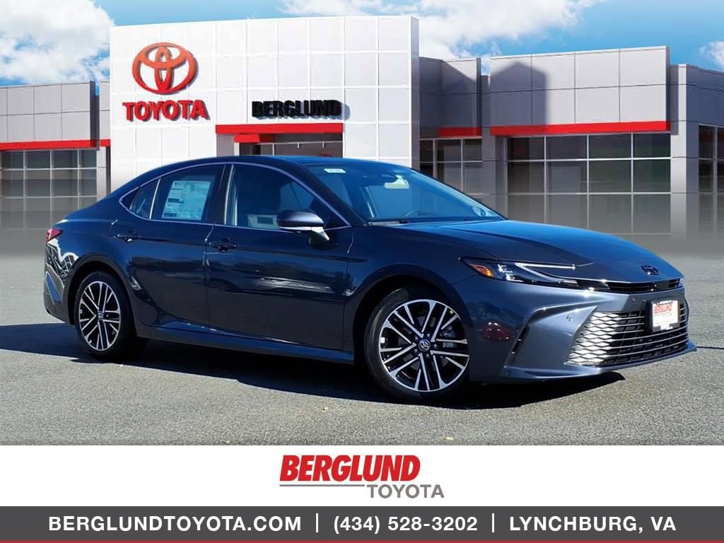 2026 Toyota Camry XLE's photo