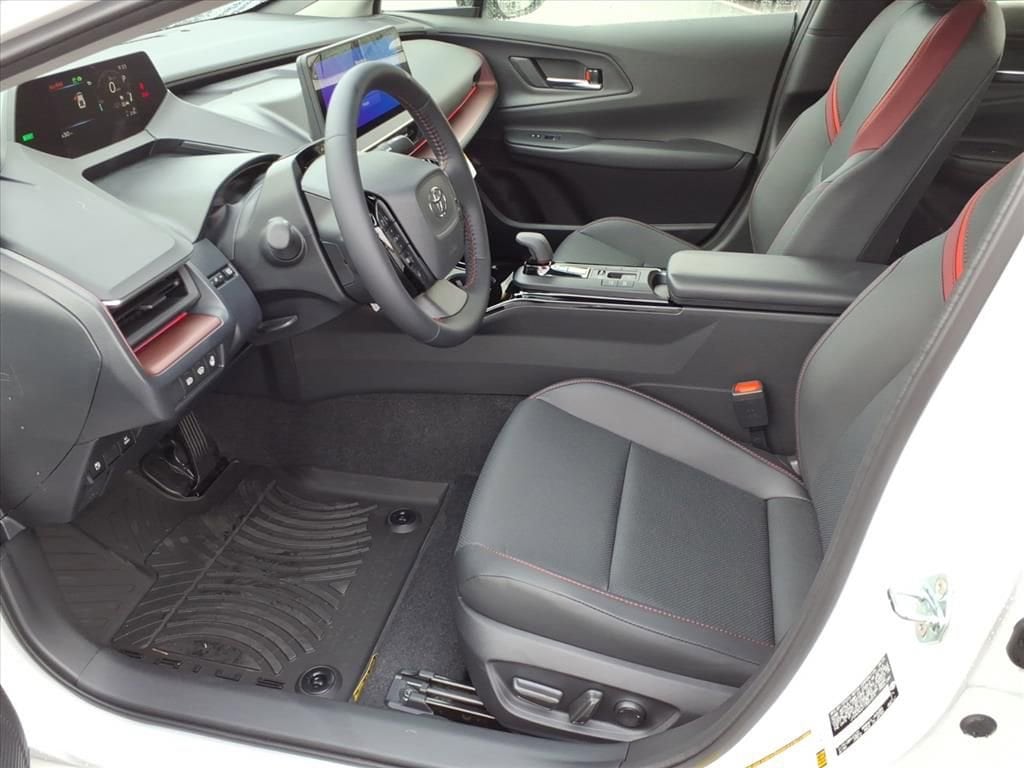 New 2026 Toyota Prius Plug-in Hybrid XSE Hatchback