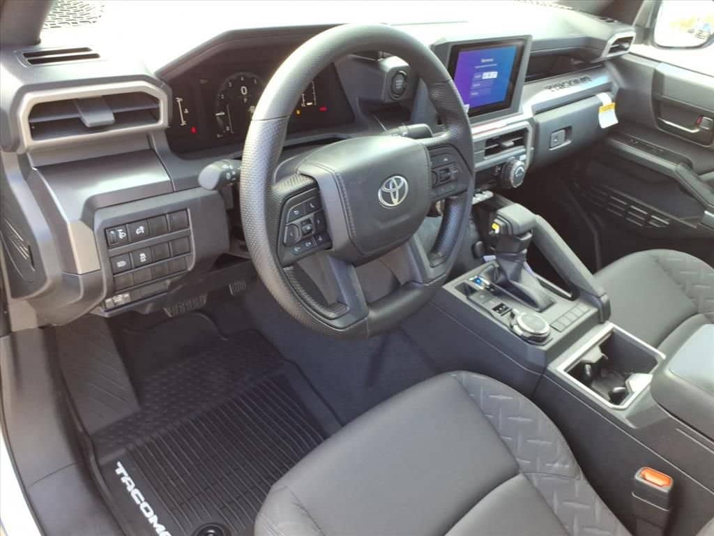 New 2025 Toyota Tacoma SR5 Truck Double Cab