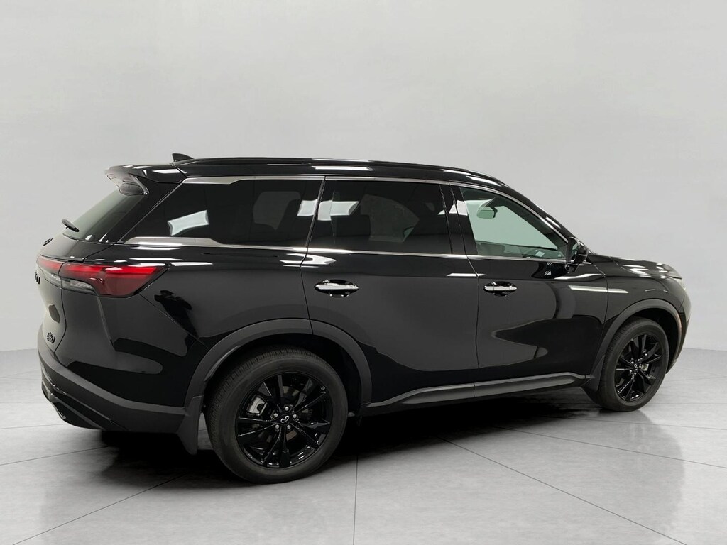 Used 2025 INFINITI QX60 Luxe AWD SUV