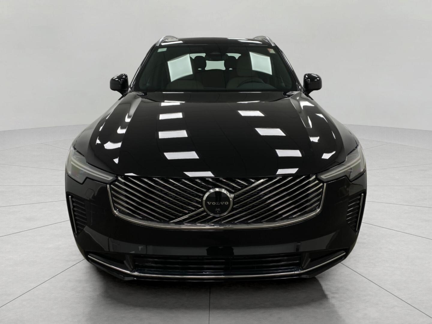 2026 Volvo XC90 Plus - Photo 10