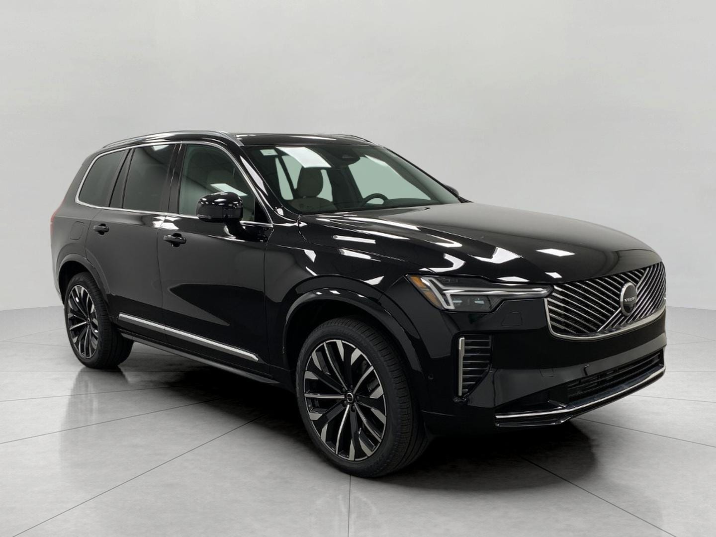2026 Volvo XC90 T8 Recharge Plus Bright 7-Seat 4WD's photo