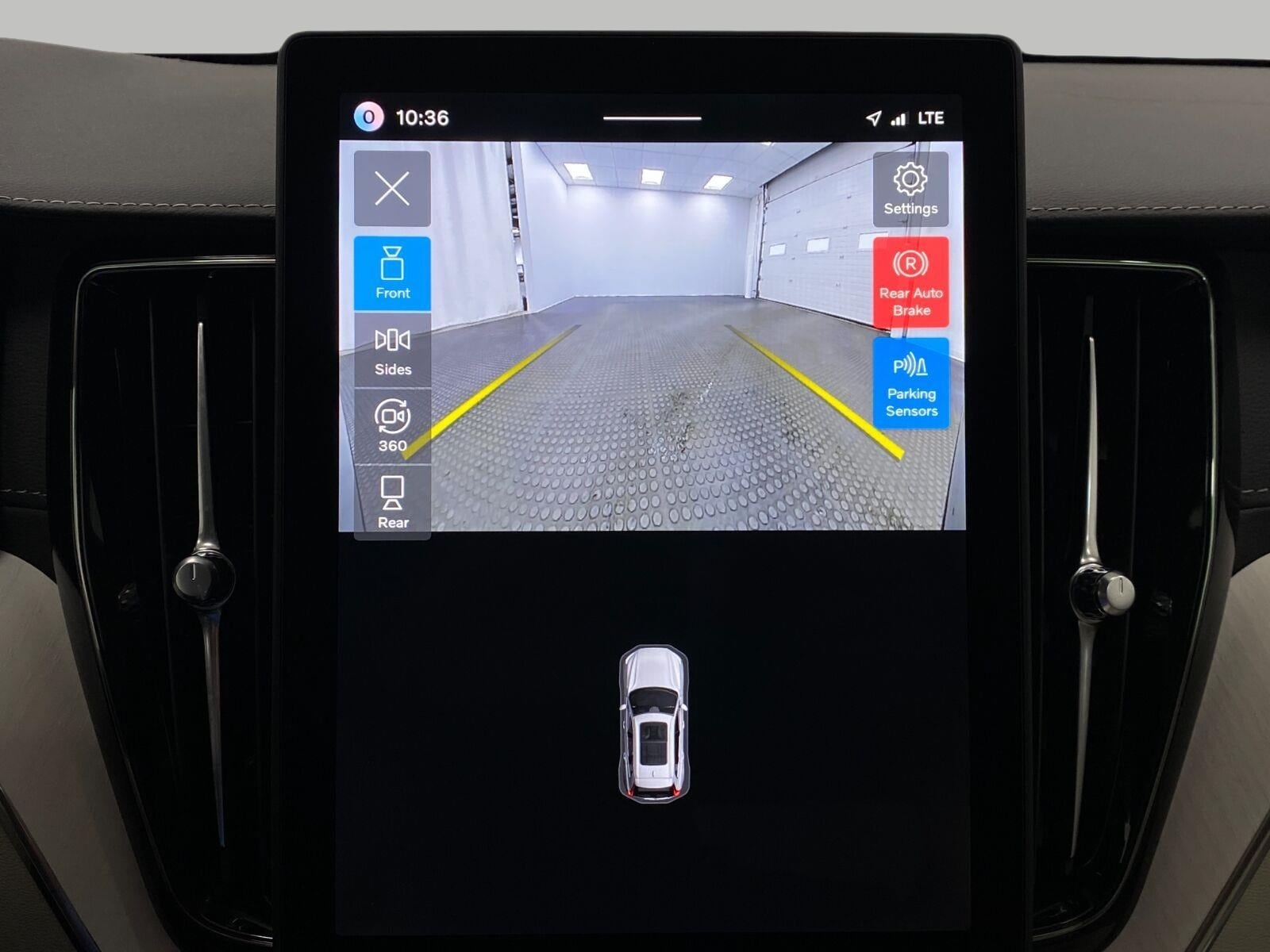 2026 Volvo XC60 Ultra - Photo 24