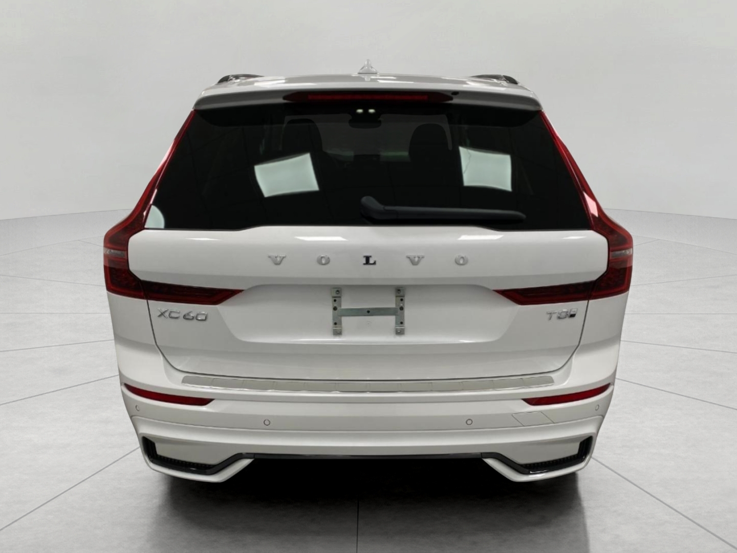 New 2026 Volvo XC60 plug-in hybrid T8 Plus SUV