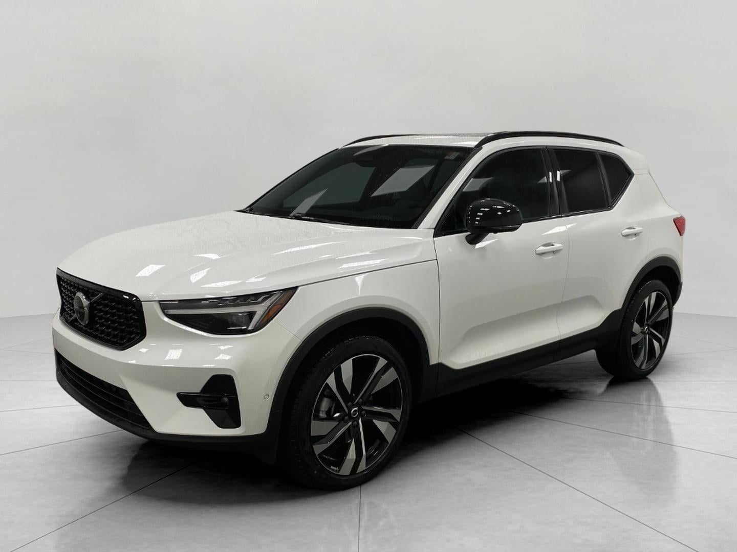 2026 Volvo XC40 Ultra - Photo 45