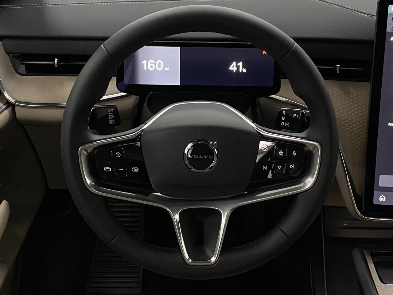 2025 Volvo EX90 Ultra - Photo 15