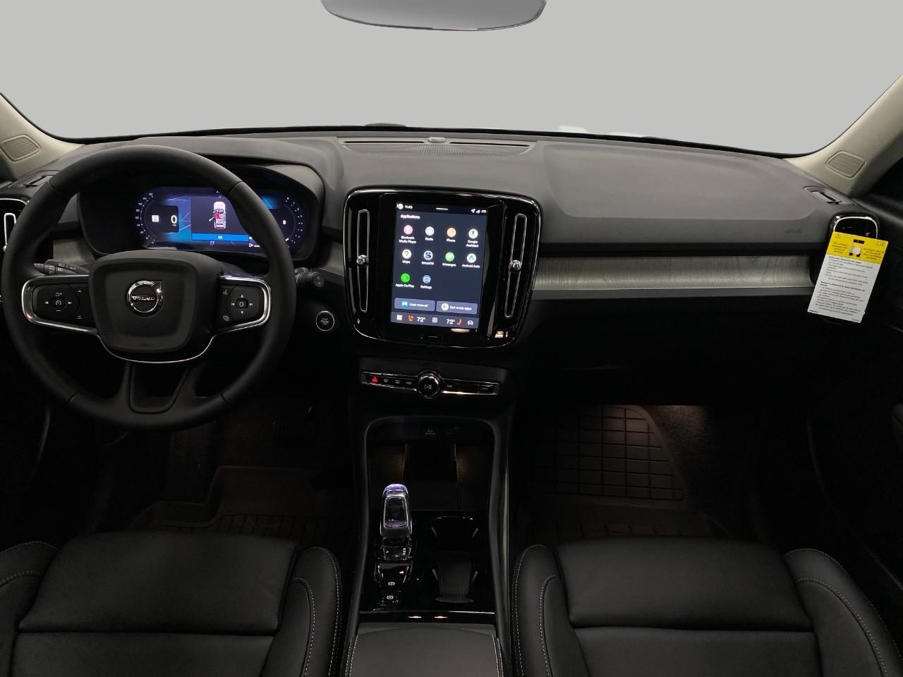 2026 Volvo XC40 Plus - Photo 20