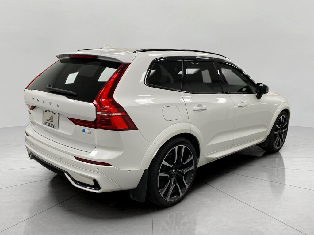 Certified 2024 Volvo XC60 Recharge Plug-In Hybrid T8 Eawd Phev Ultimate Dark Theme SUV
