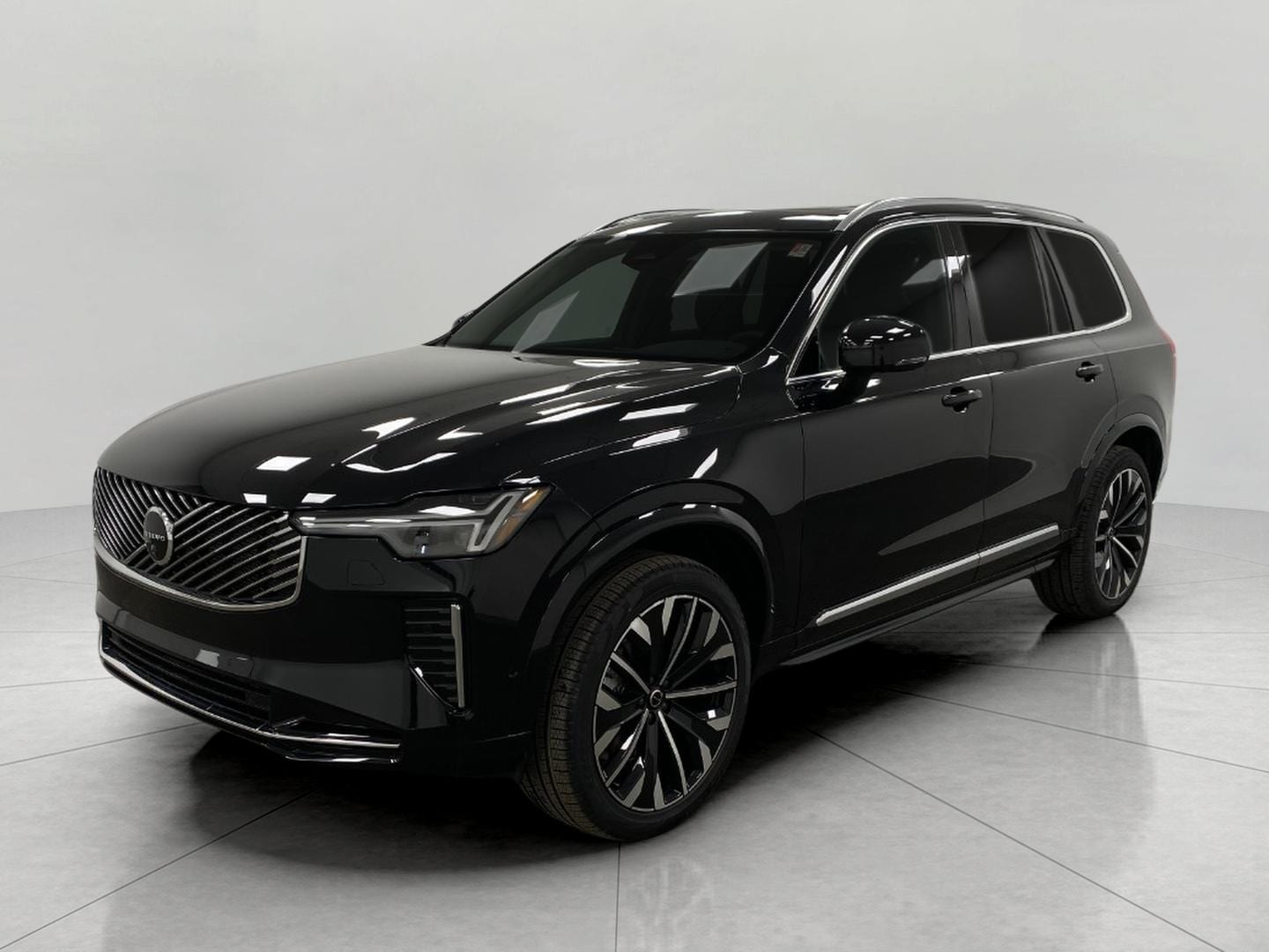 2026 Volvo XC90 Plus - Photo 9