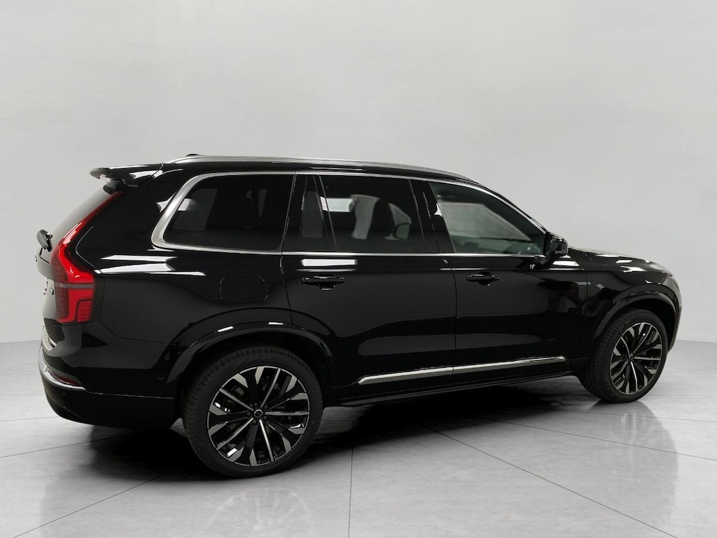 New 2026 Volvo XC90 plug-in hybrid T8 Plus 7-Seater SUV