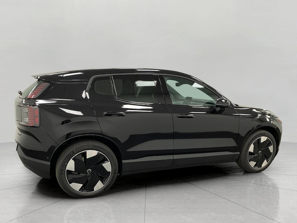 New 2025 Volvo EX30 Twin Motor Ultra SUV