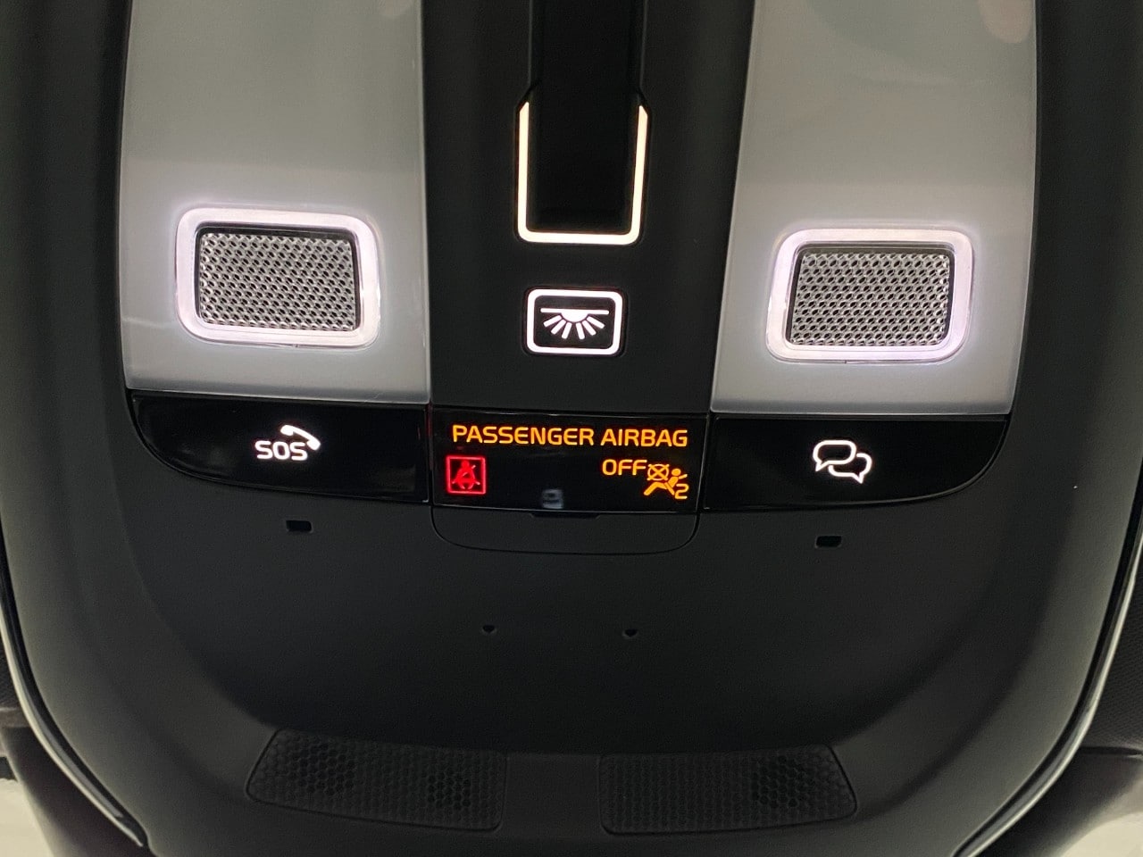 2026 Volvo XC60 Plus - Photo 29