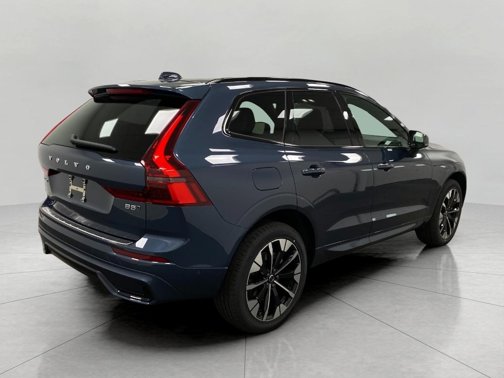 New 2026 Volvo XC60 B5 Plus SUV