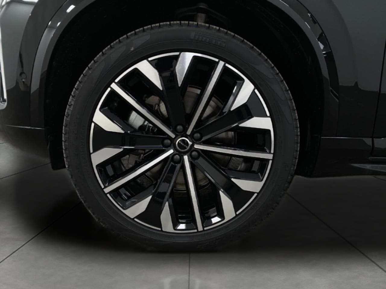 2026 Volvo XC90 Plus - Photo 49