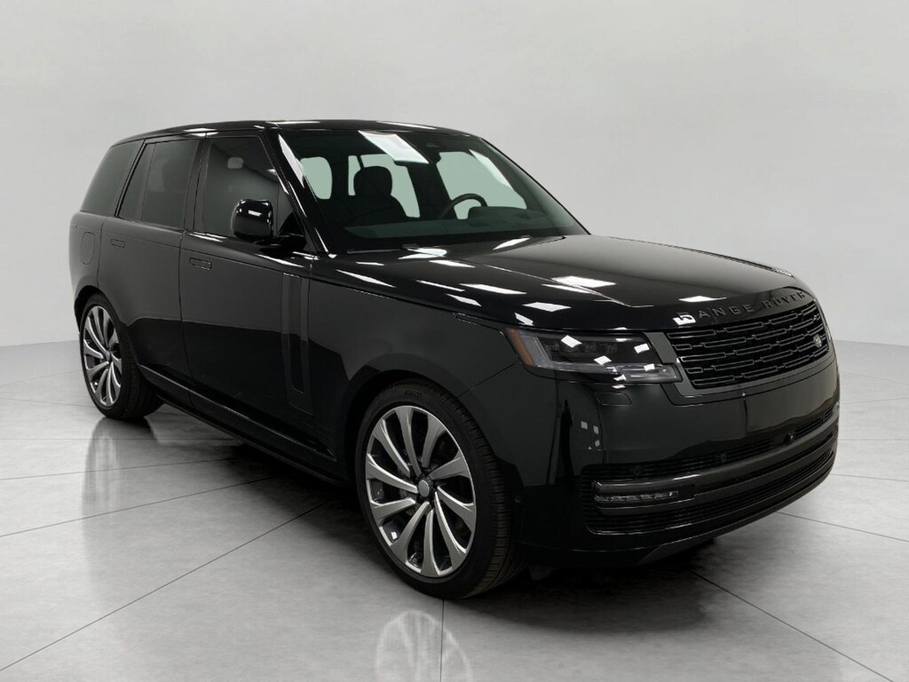 Certified 2025 Land Rover Range Rover P400 SE SWB SUV