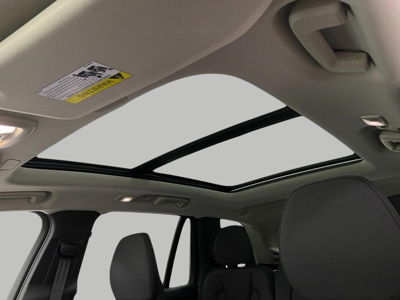 2026 Volvo XC90 Plus - Photo 68