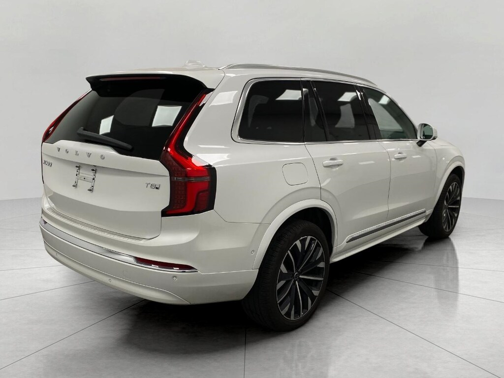Certified 2025 Volvo XC90 Plug-In Hybrid 2025.5 T8 AWD Ultra 7-Seater SUV