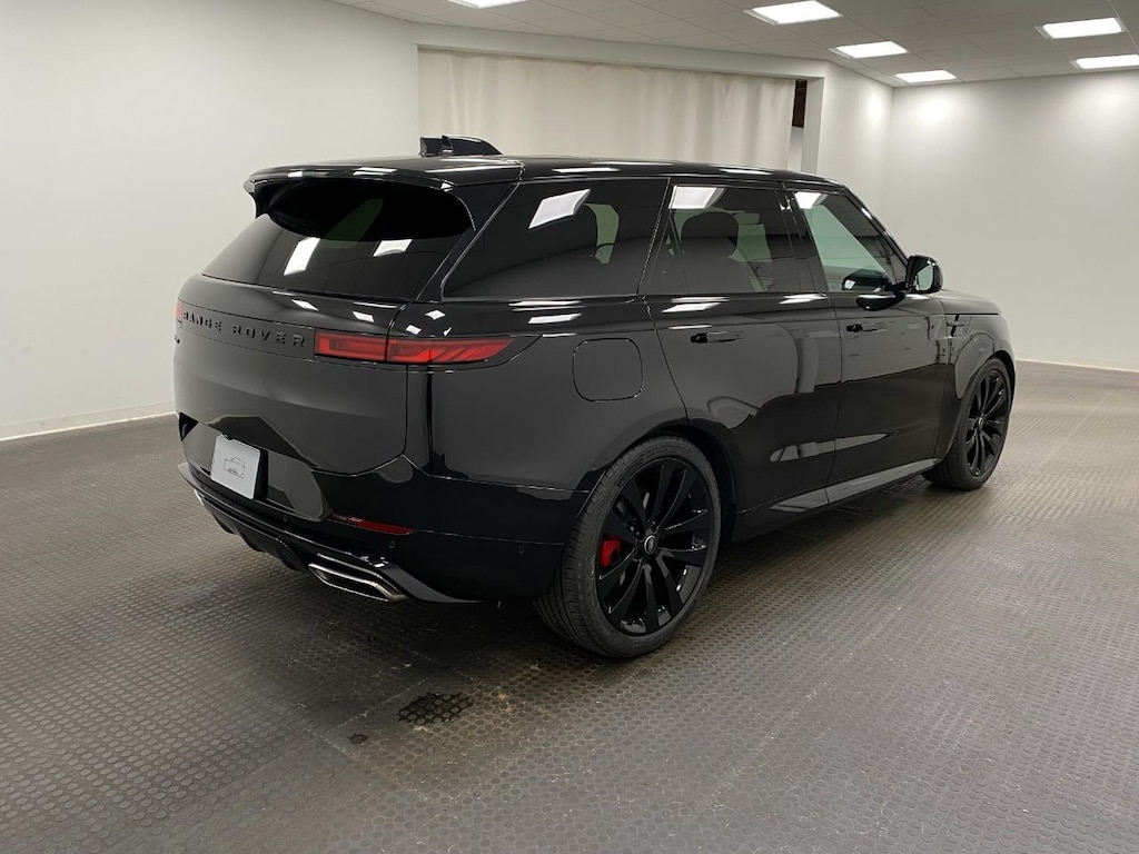 Used 2024 Land Rover Range Rover Sport P400 Dynamic SE SUV