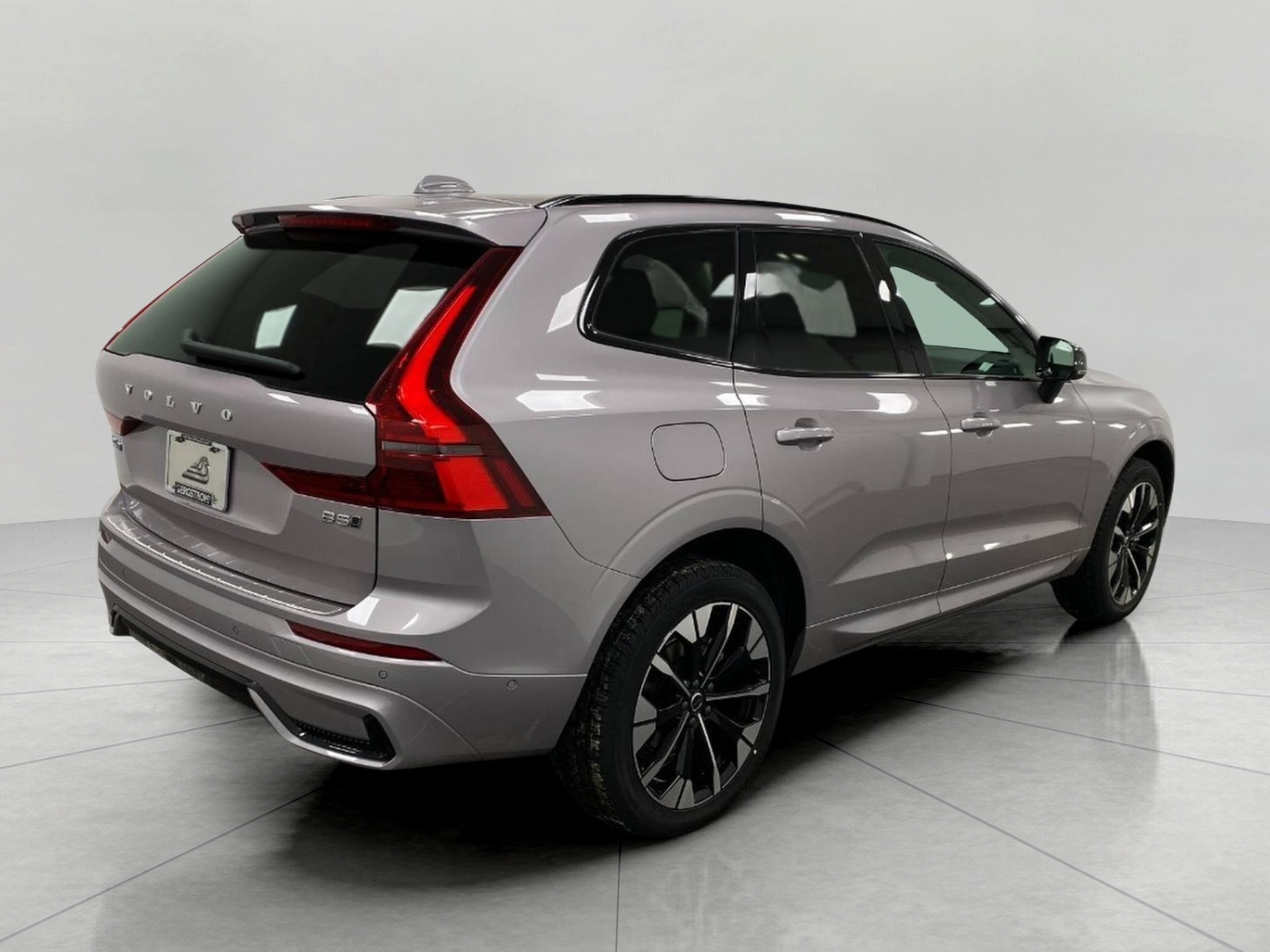 New 2026 Volvo XC60 B5 Plus SUV