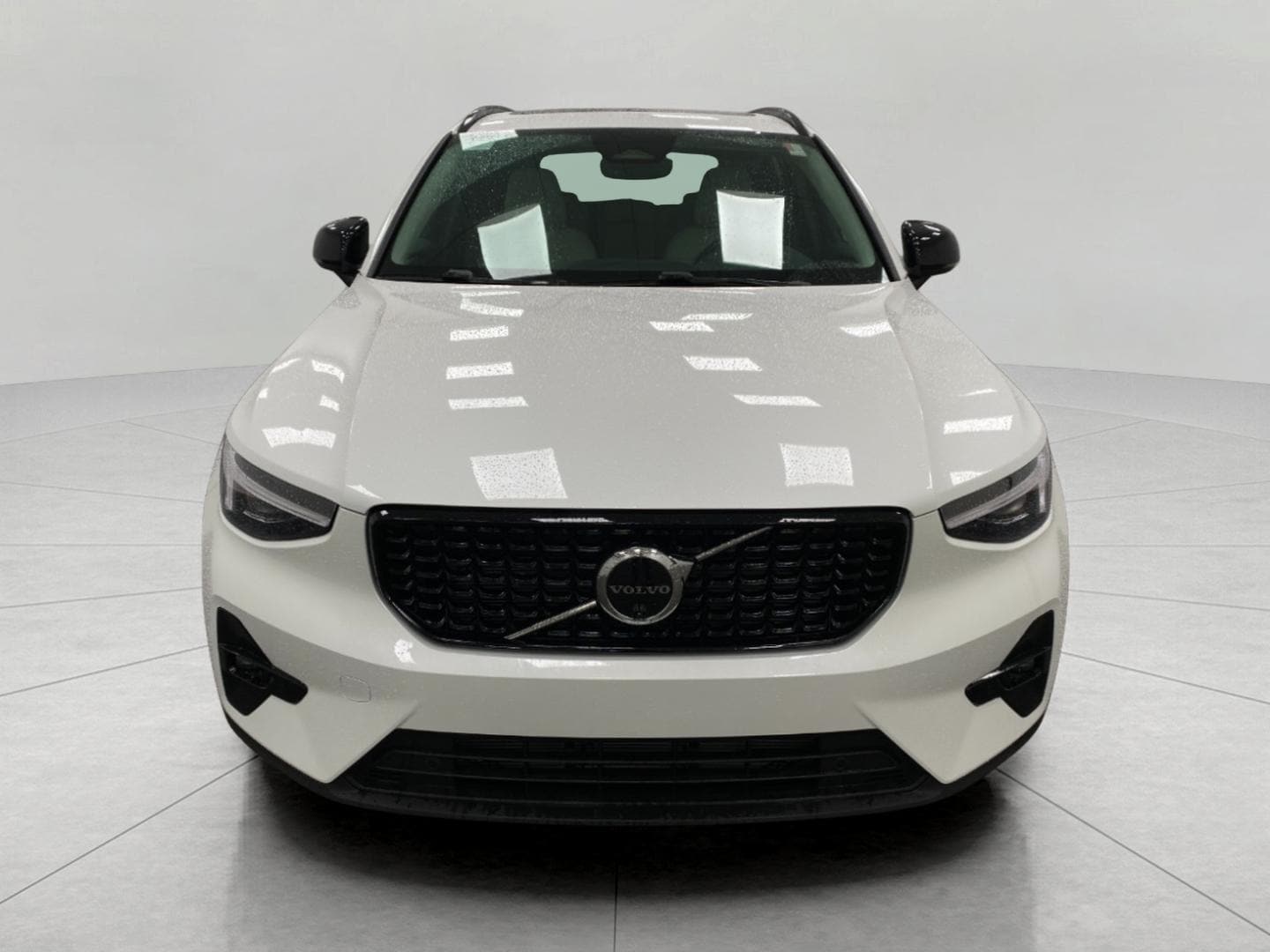 2026 Volvo XC40 Ultra - Photo 10