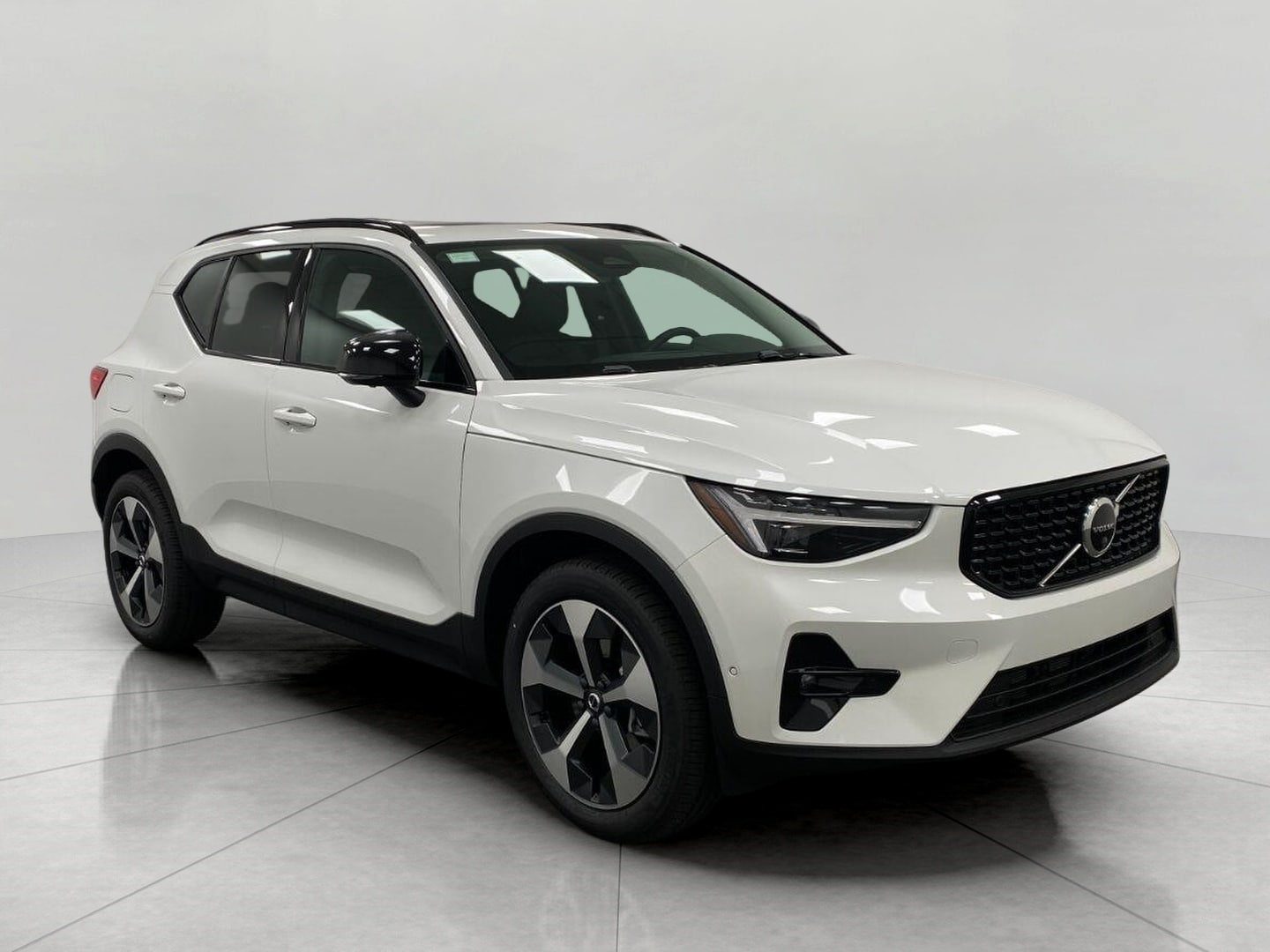 2026 Volvo XC40