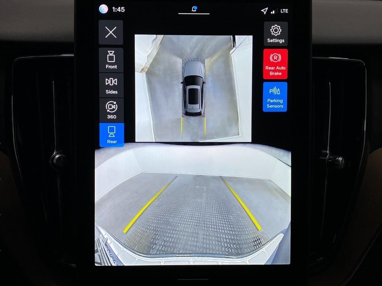 2026 Volvo XC60 Plus - Photo 58