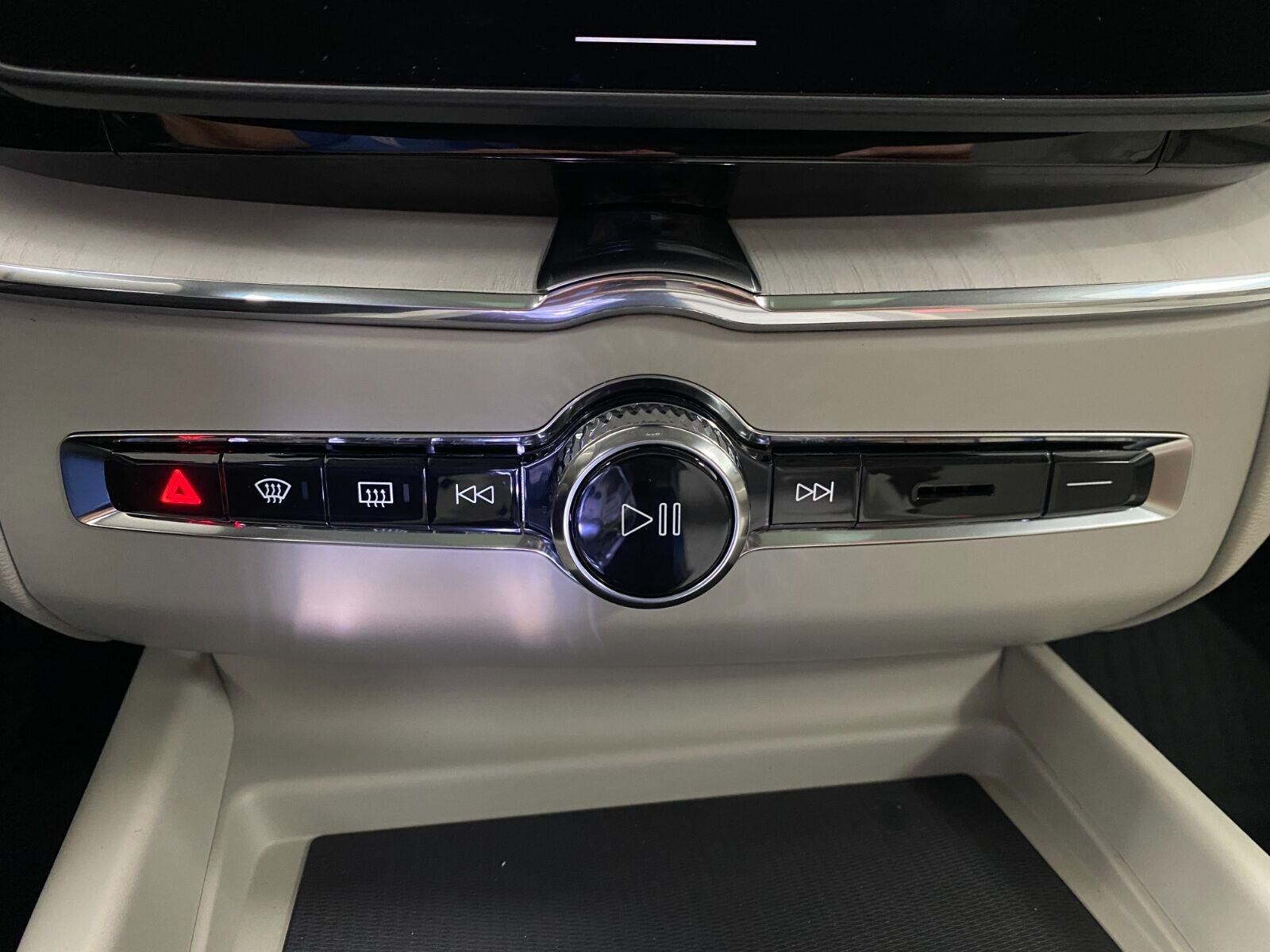 2026 Volvo XC60 Ultra - Photo 25