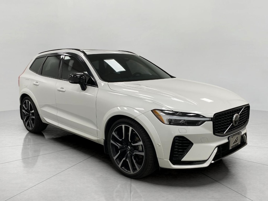 Certified 2024 Volvo XC60 Recharge Plug-In Hybrid T8 Eawd Phev Ultimate Dark Theme SUV