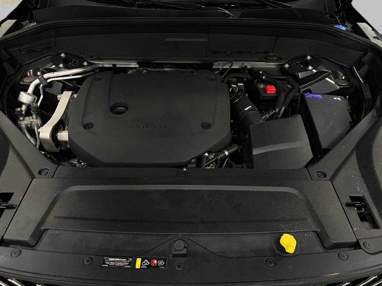 2026 Volvo XC90 Plus - Photo 11