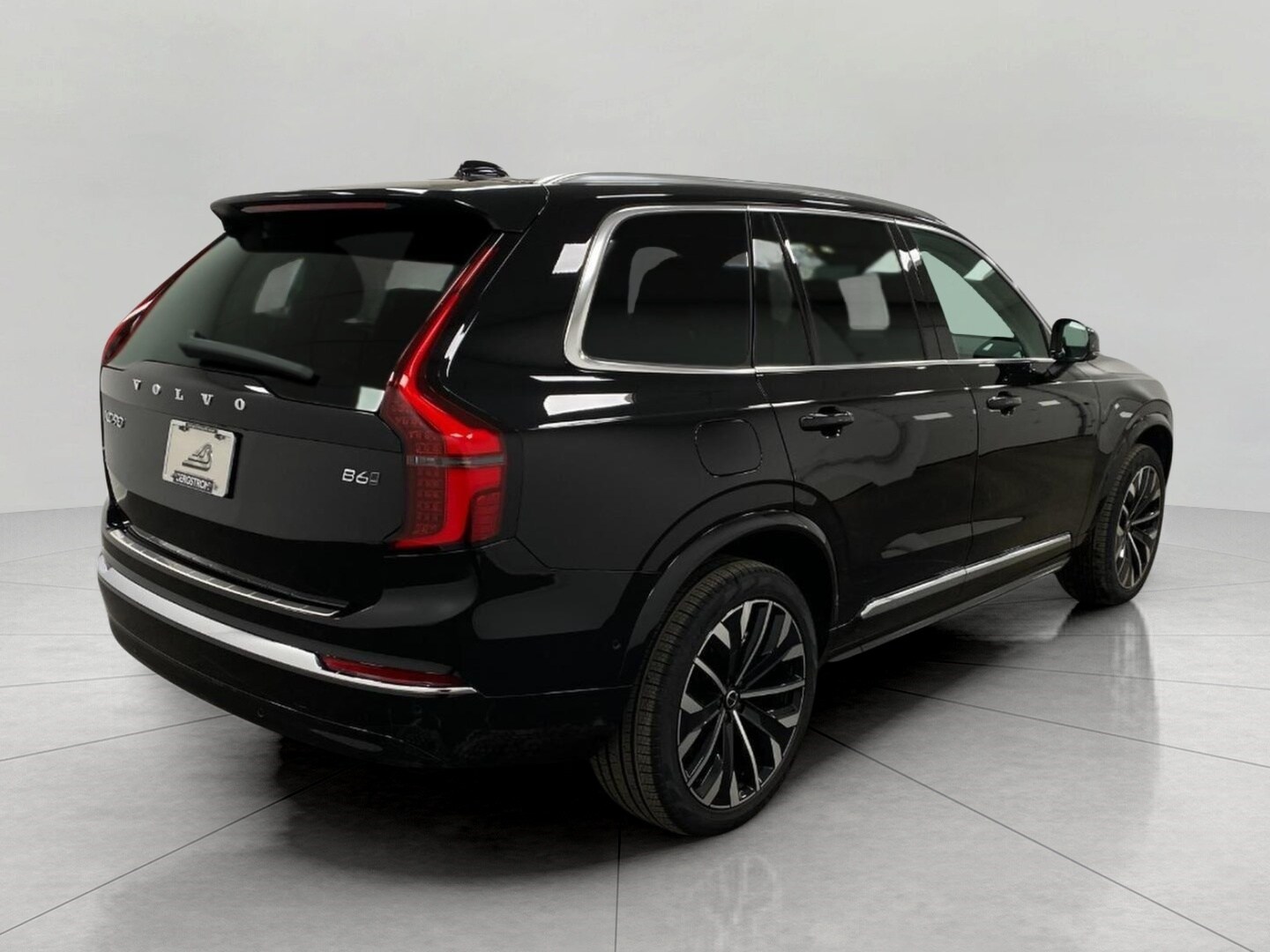 2026 Volvo XC90 Plus - Photo 40