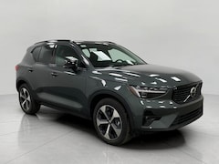 2026 Volvo XC40 B5 Plus AWD SUV
