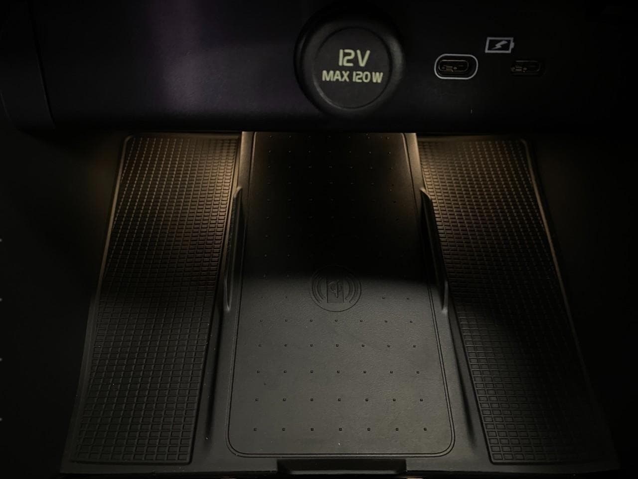 2026 Volvo XC40 Plus - Photo 61