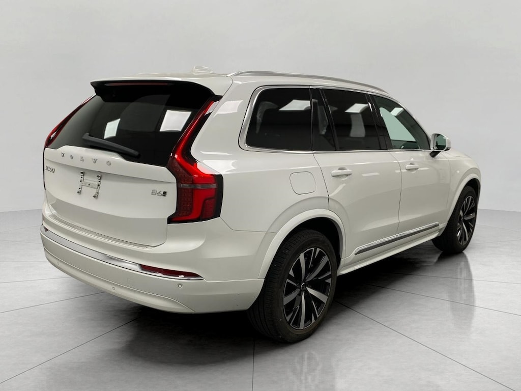 Certified 2025 Volvo XC90 2025.5 B6 AWD Core 7-Seater SUV