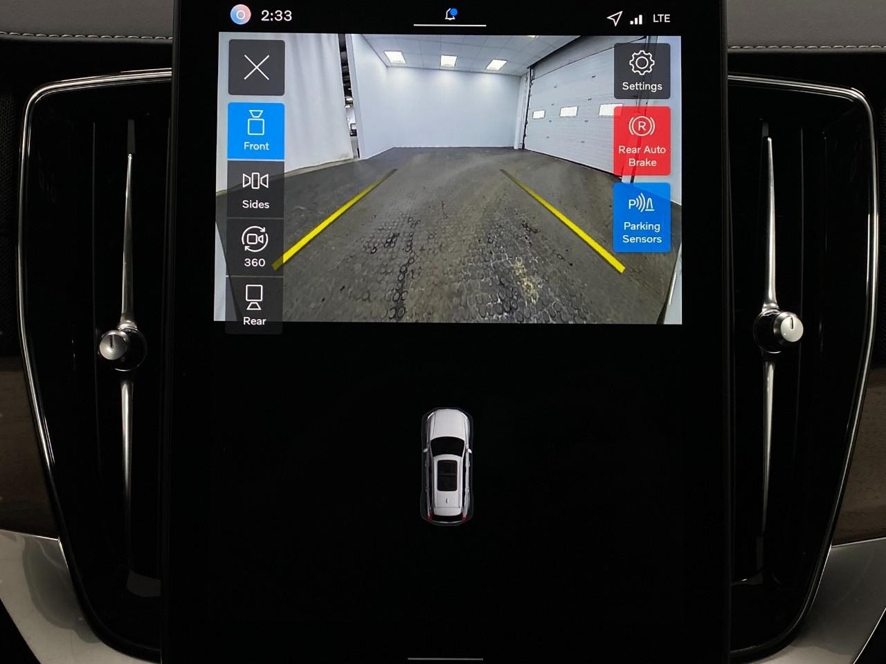 2026 Volvo XC90 Plus - Photo 24