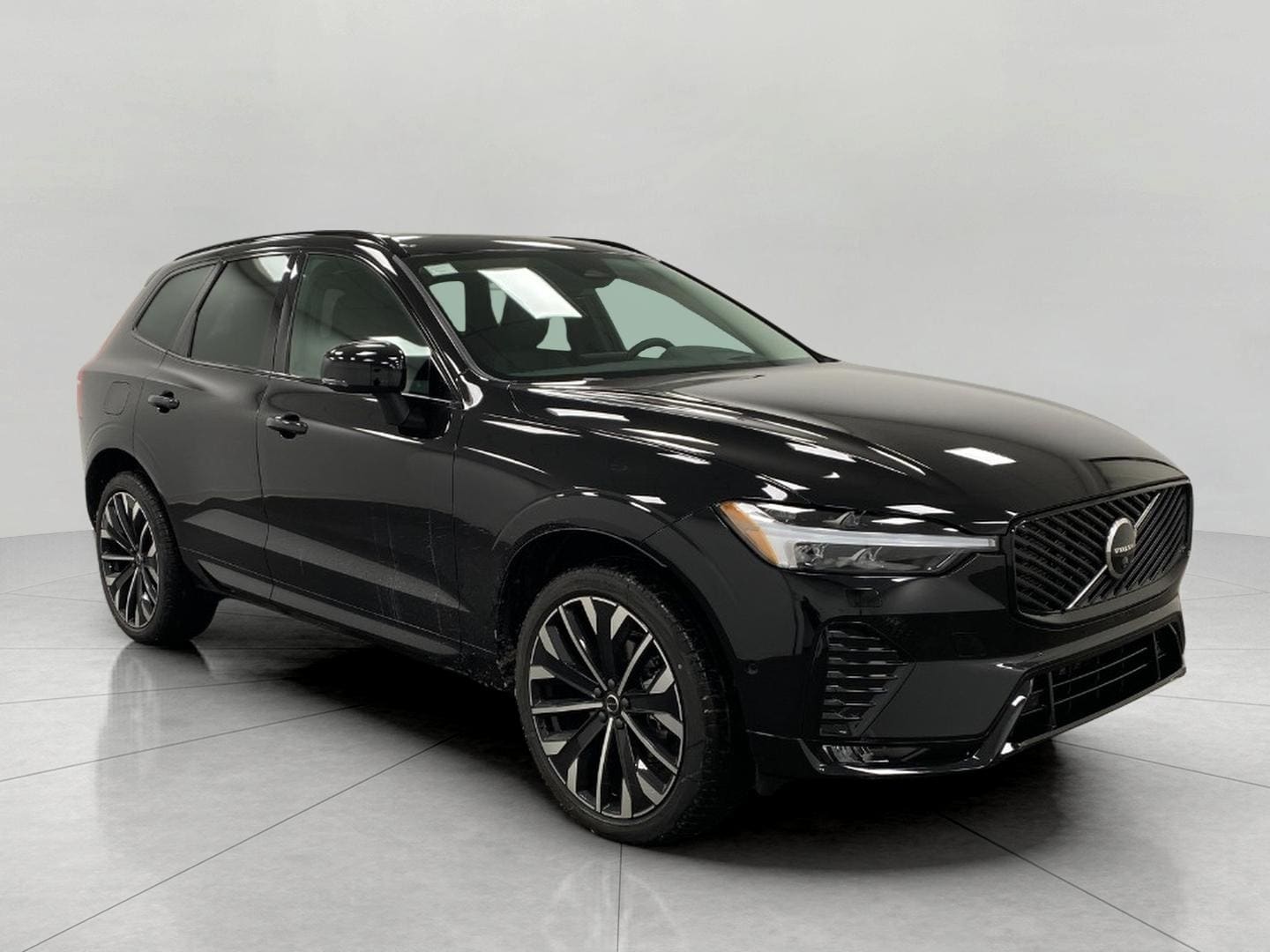 2026 Volvo XC60 Ultra's photo