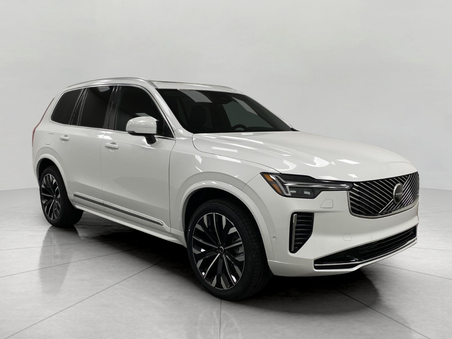  Volvo XC90 plug-in hybrid