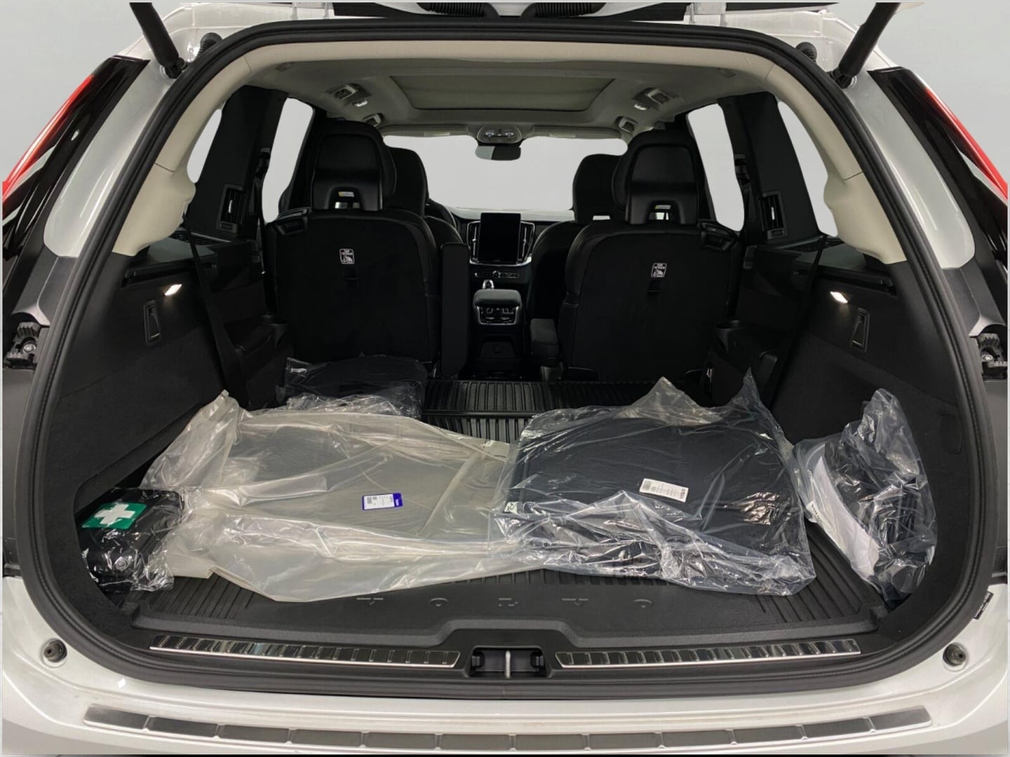 2026 Volvo XC90 Ultra - Photo 5