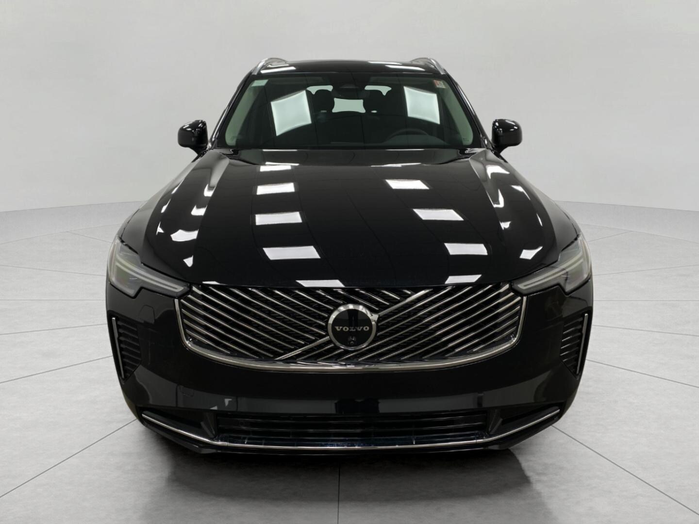 2026 Volvo XC90 Plus - Photo 10